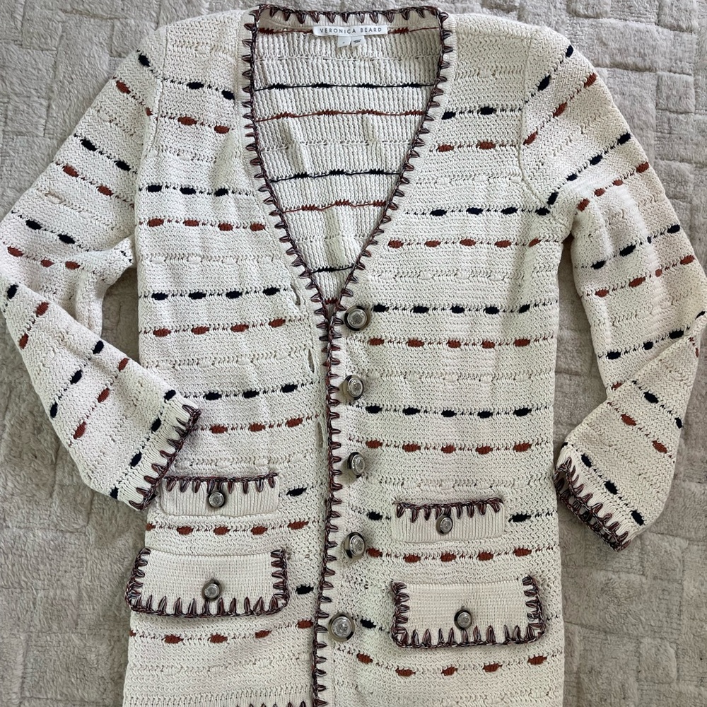 Veronica Beard
Size small
Sweater